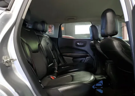 2020 Jeep Compass Trailhawk z USA, uszkodzony, nr VIN 3C4NJDDB7LT177397